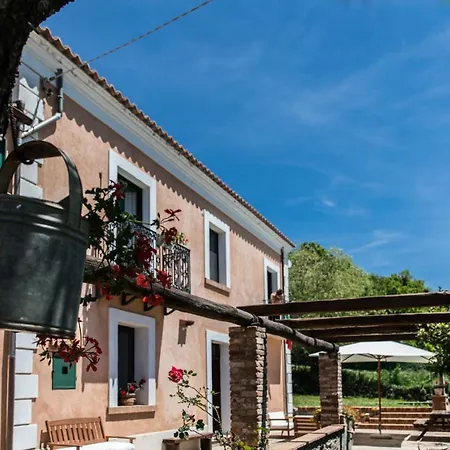 Casale De Filippo Farm stay *